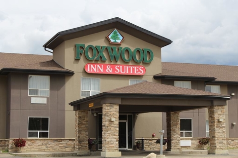 Foxwood Inn & Suites Fox Creek
