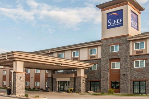 Sleep Inn & Suites I-94